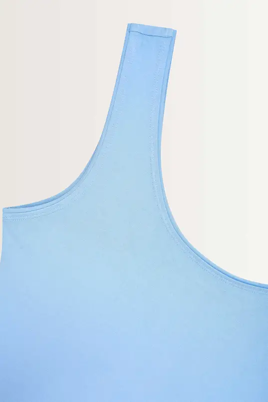 Basis stretch top