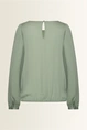 Bloezende satijnen blouse