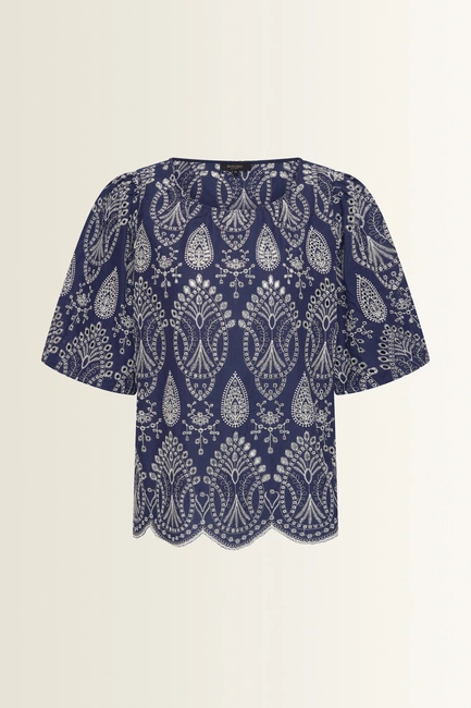 Blouse in broderie anglaise