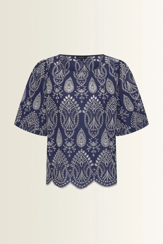 Blouse in broderie anglaise