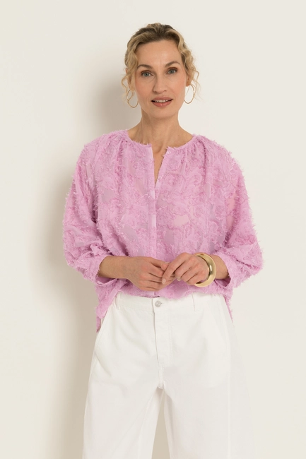 Blouse in jacquard dessin