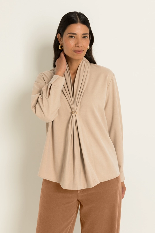 Blouse met afneembaar brochedetail