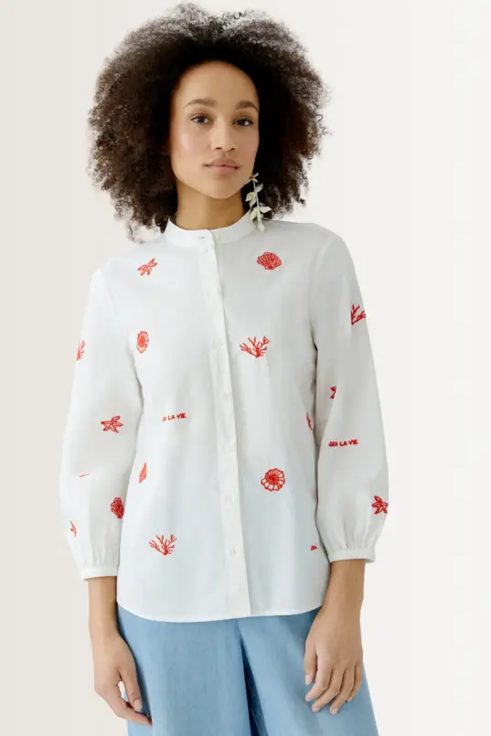 Blouse met speelse borduursels OUI