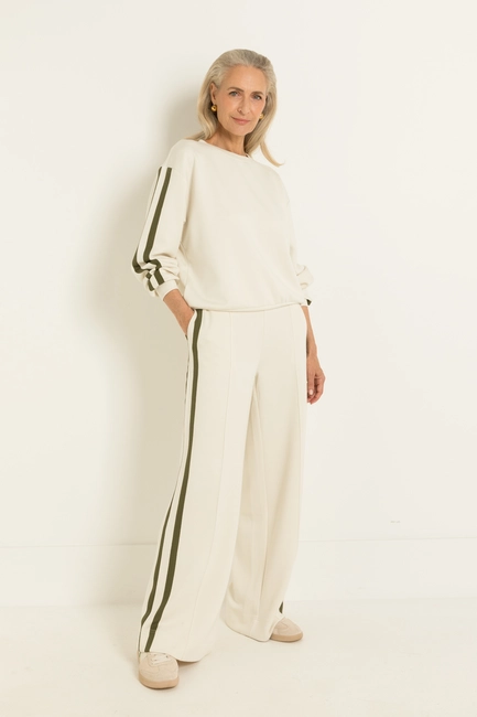 Broek met contraststrepen