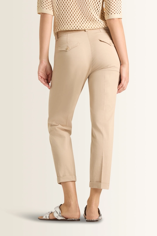Chino broek met omslag Karina Cambio