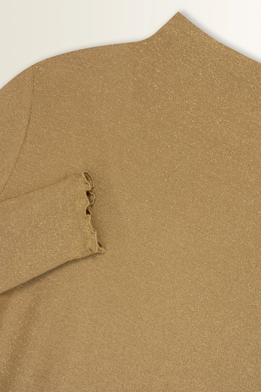 Coltop met metallic glans
