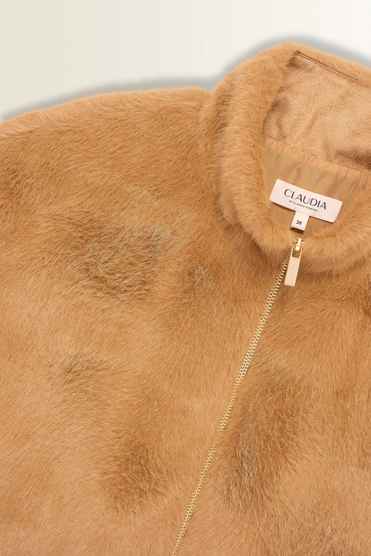 Faux-fur gilet met opstaande kraag