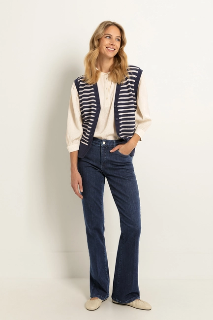 Flared jeans met egale wassing