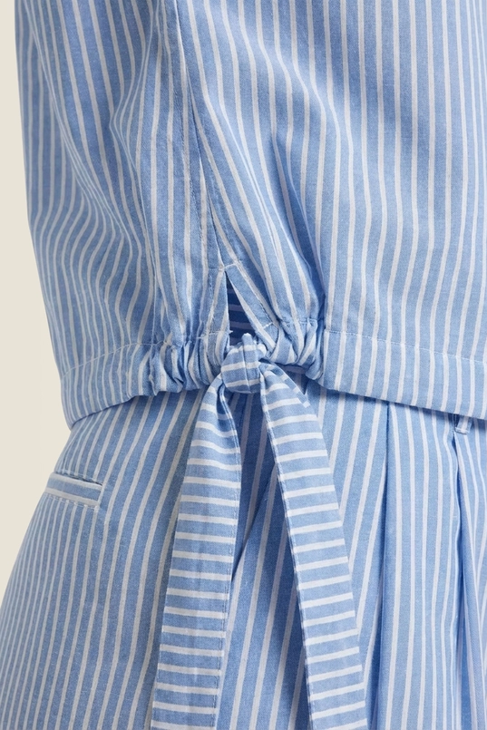 Gestreepte blouse met strikdetails OUI