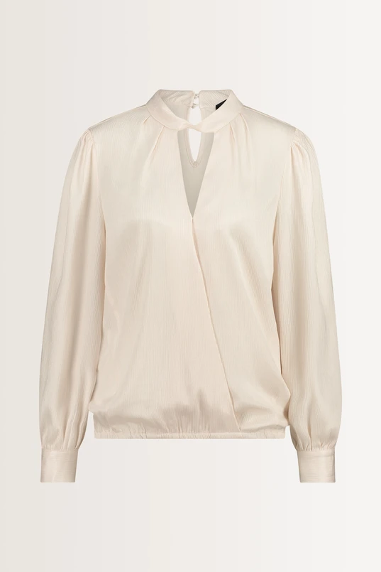 Glanzende blouse met keyhole-detail