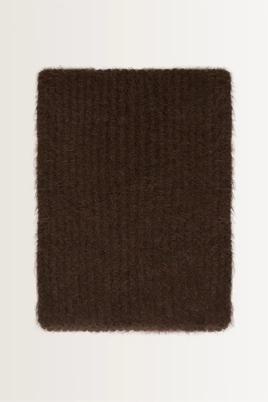 Grofgebreide shawl van wolmix