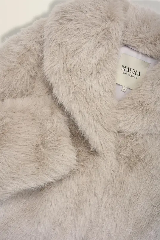 Jasje van langharige faux fur met sjaalkraag MAURA