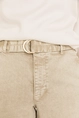 Jeans met ceintuur en verlegde zijnaad