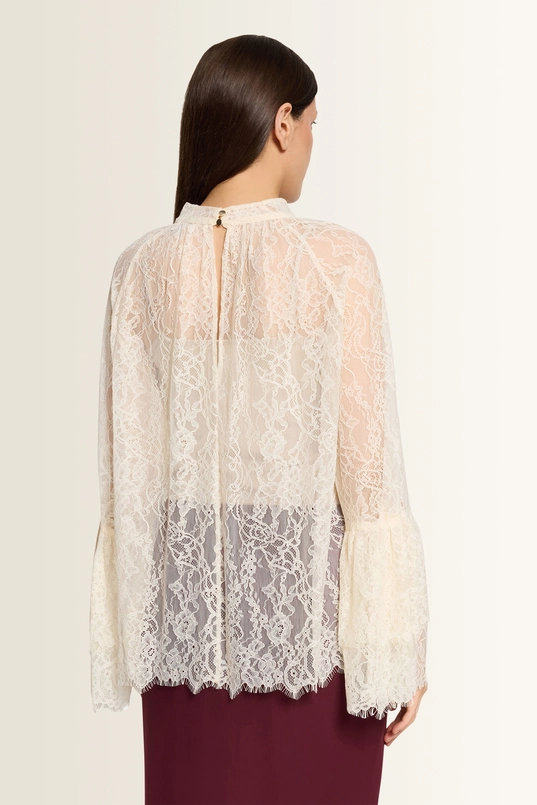 Kanten blouse met trompetmouwen Vera Mont