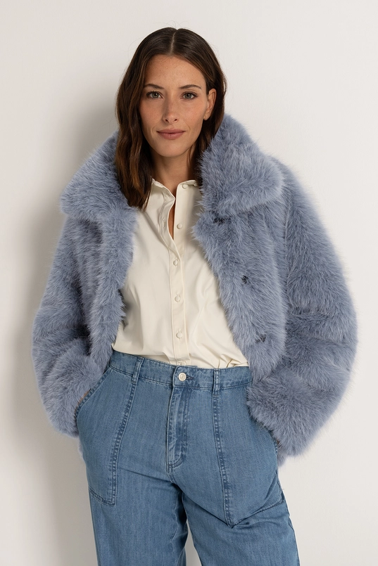 Korte jas van zachte faux fur MAURA