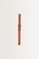 Leren riem met metalen details