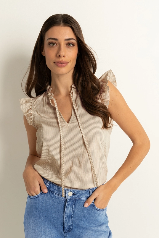 Licht getailleerde blouse met rucherand