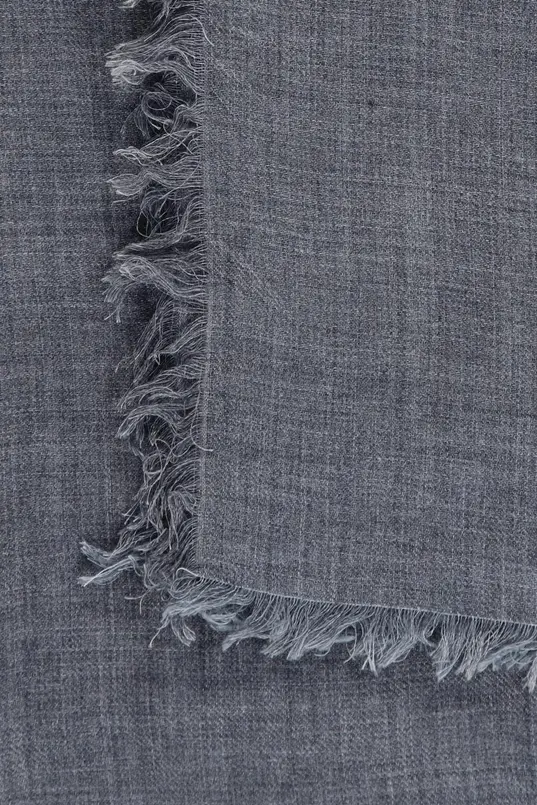 Lichtgewicht wollen shawl