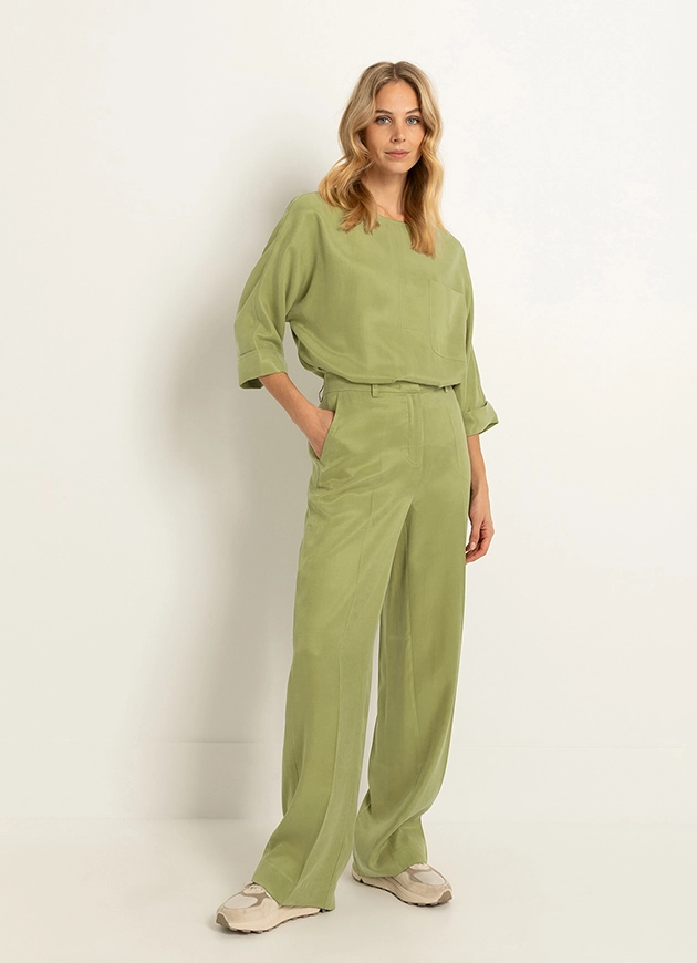 LOOK - 022