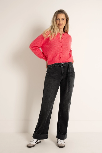 Losvallende jeans met denim riem