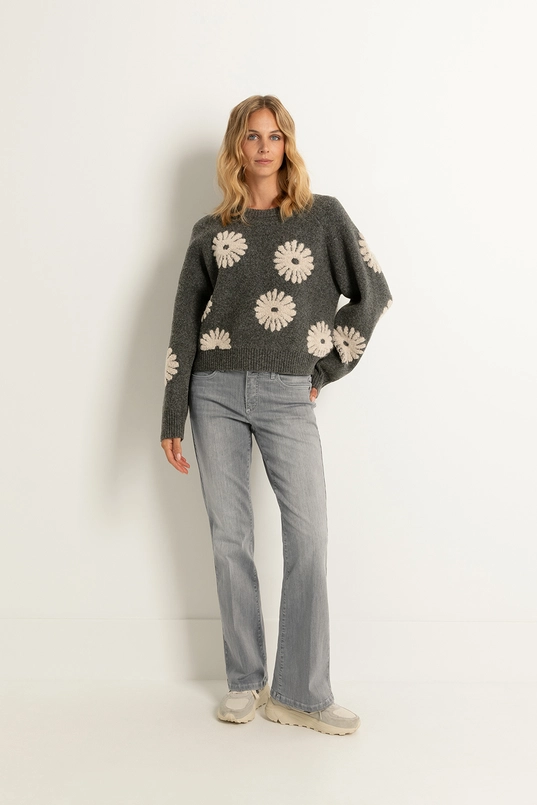 Low rise flared jeans
