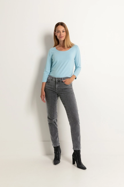 Low rise skinny jeans
