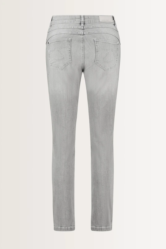 Low rise skinny jeans