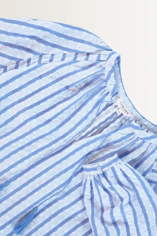 Luchtige blouse met streepreliëf