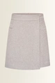 Minirok met overslagdetail