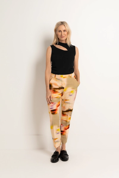 Mouwloze cut-out trui
