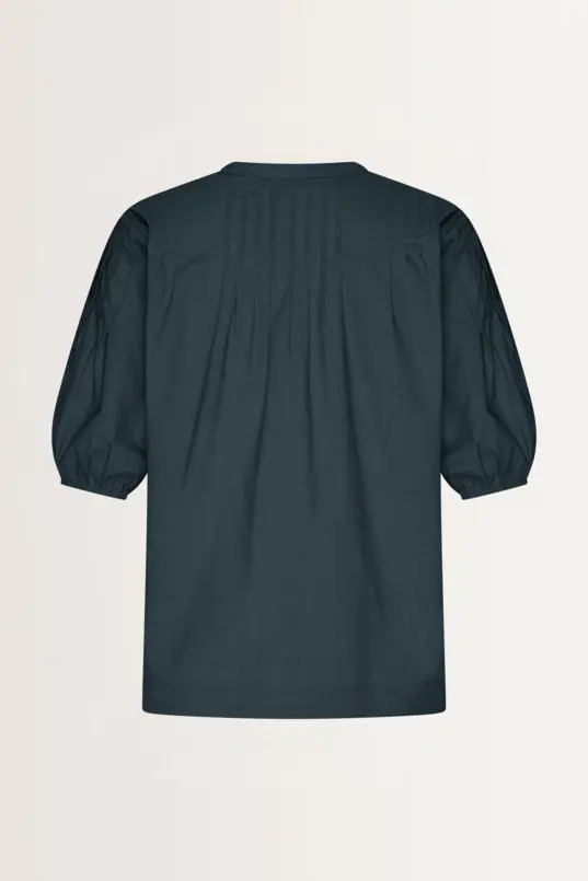 Poplintop met geborduurde details