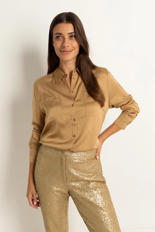 Rechte blouse met borstzakken