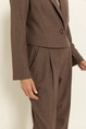 Rechte pantalon met lurexstreep