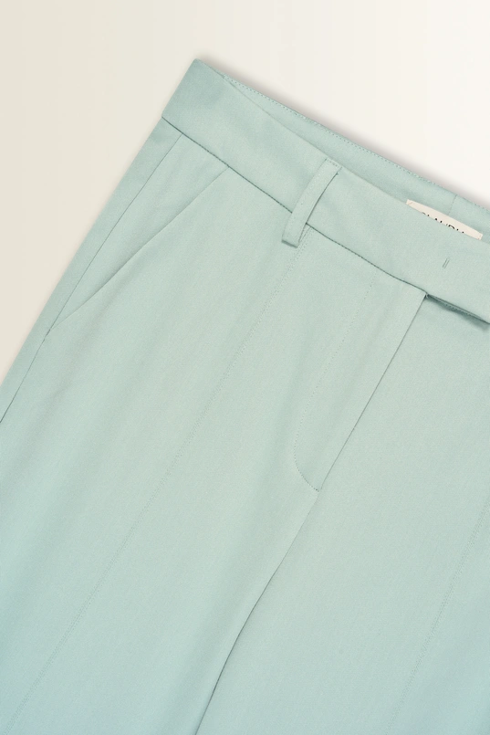 Rechte pantalon met zijsplitten