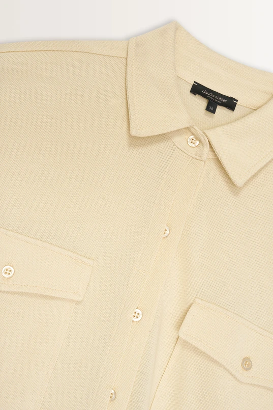 Rechtvallende blouse met knoopsluiting