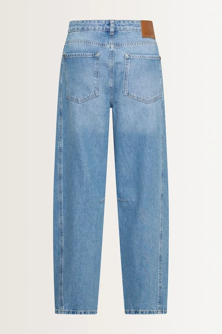 Relaxed fit barrel leg jeans