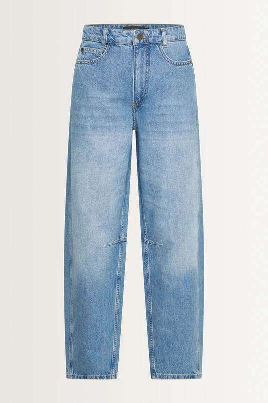 Relaxed fit barrel leg jeans