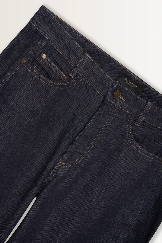 Relaxed fit barrel leg jeans
