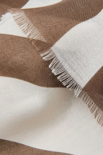 Retro shawl met grafisch dessin Bailee Someday