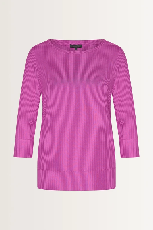 Ribgebreide top met splitdetails