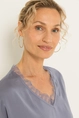 Satijnen blouse met kanten V-hals