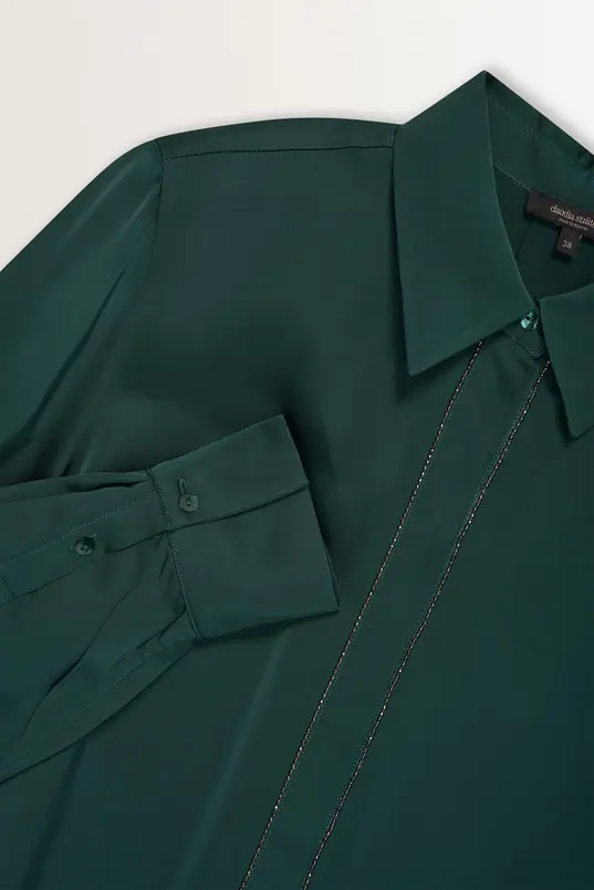 Satijnen blouse met sierbies