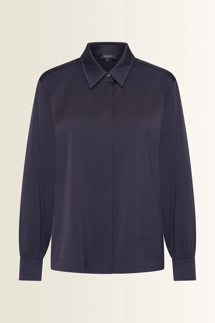 Satijnen blouse met verdekte knoopsluiting