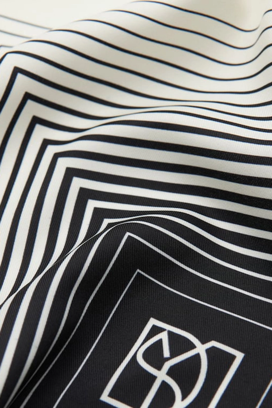 Satijnen shawl met grafische print Balua scarf Someday