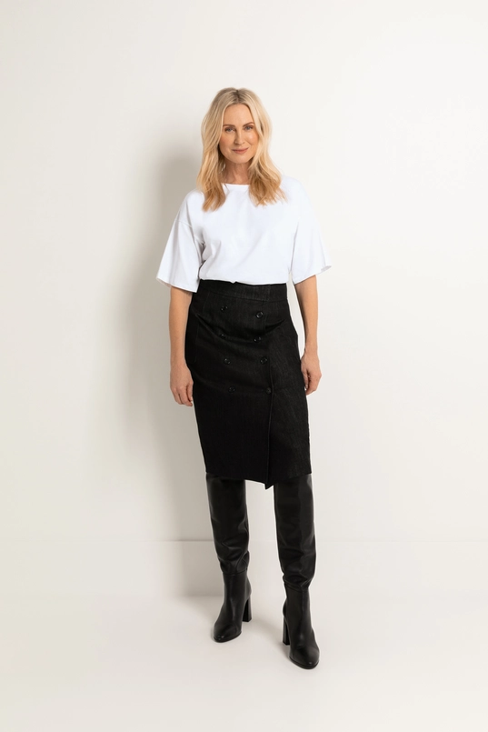 Semi-oversized T-shirt