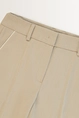 Soepelvallende pantalon met ceintuurlussen