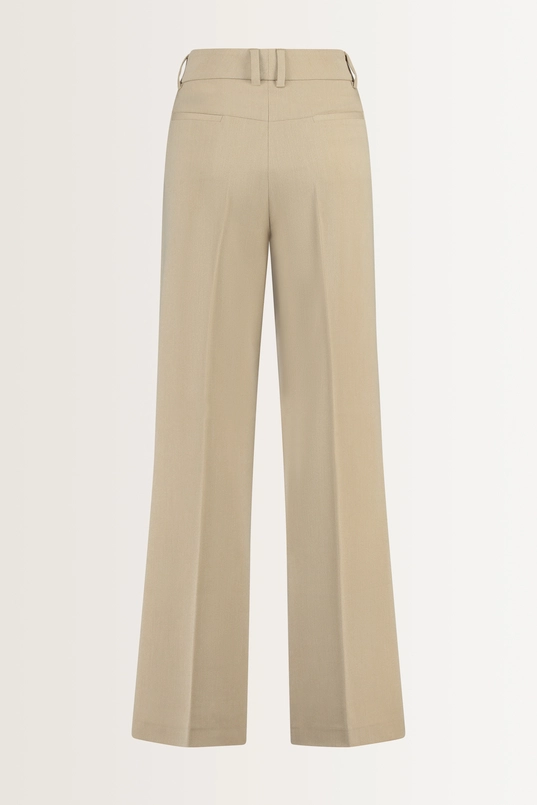Soepelvallende pantalon met ceintuurlussen
