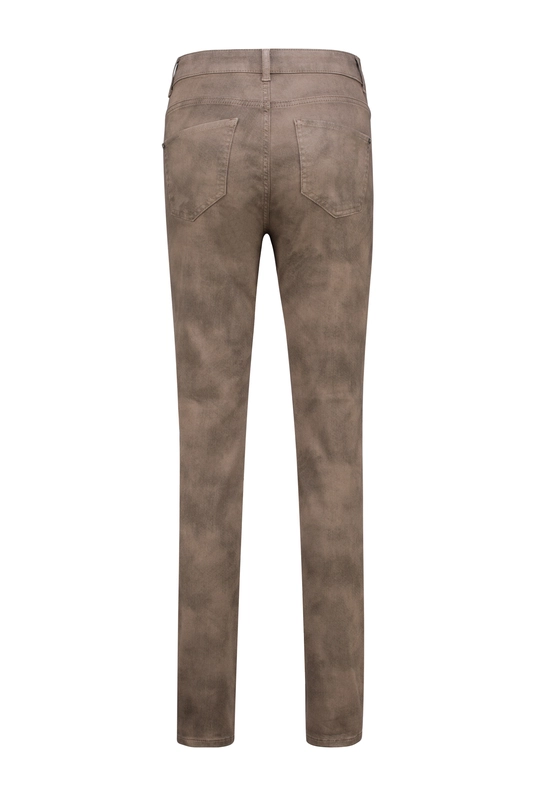 Sue Skinny spray print