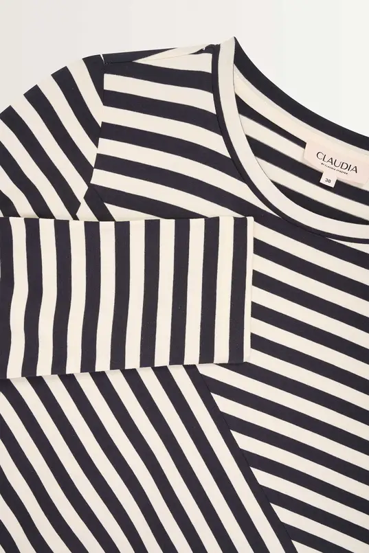 T-shirt diagonale belijning
