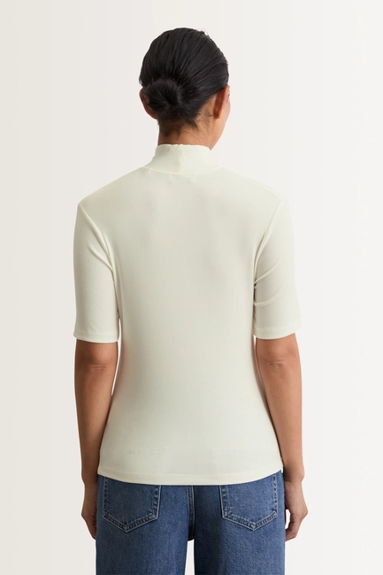 T-shirt, short sleeve, high neck